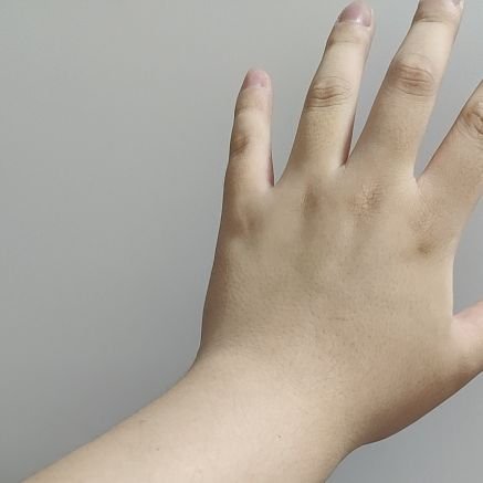 b3lYK58OhPP58Zo's profile picture. 