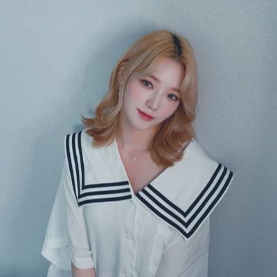 RP—(1998) Your first crush Roh Jisun! Fromis_9’s Center and Mother for the group!