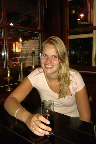 Carmendenijs's profile picture. 23 jaar, Zuidwolde, Vrienden, Uitgaan, Shoppen, Fitness