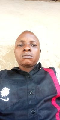 Franklin Mukonkole Tshite est un Chef de Travaux à l'isp Tshofa