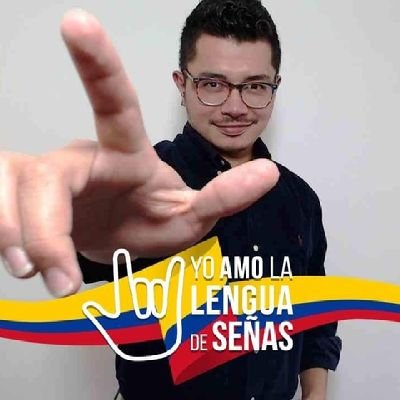 Presentador e traducción LSC en el Insor, fundador de FAICS, Líder de la comunidad sorda, docente de Lengua de Señas Colombiana-LSC y estudiante de psicología.