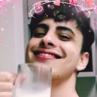 SlaAleatrio6's profile picture. Orochinho fofis vsfd
fãns do Tio Orochinho 😩😼