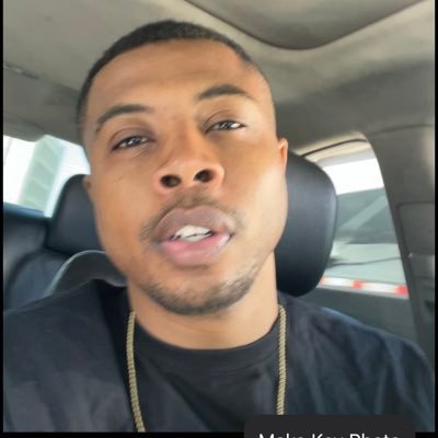 Maliktheking22's profile picture. 