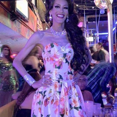 Charlottecubi's profile picture. Profesional Especializada de la secretaria de salud de Bogota, bioquímica, activista, mujer trans. La cubana más colombiana