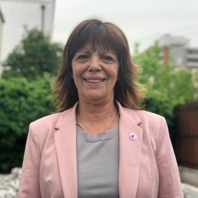 6 el mejor. Profesora de Francés de la Universidad del Norte #Antofagasta. Mamá de 4.