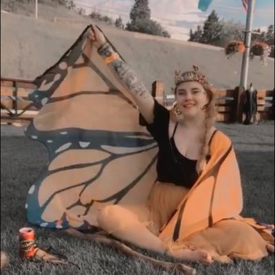 ✨ ☼ ♑︎ ✨☽ ♈︎ ✨↑ ♌︎ ✨free spirit ✨she/her ✨owner of Earthereal Realmz 🧚🏼♀️🍄🌿🔮click on link below to view my creations! 💓