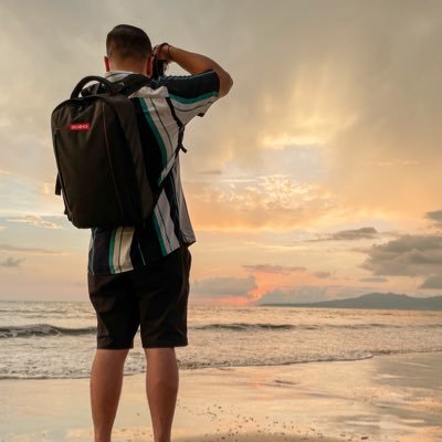 perezuriel12's profile picture. 