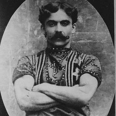 iksltdsti's profile picture. 