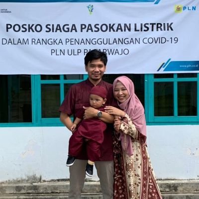 Man jadda wa jada |
Man shobaro zafira | Man Saro 'Aladdarbi Washola |
Pejuang Muda | D3TEKTRO PLN ITS'13 | PLN corps