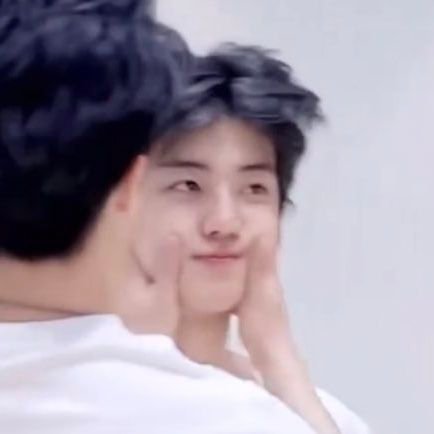 _Jxfxjm's profile picture. •○ ＮｅｏＺｏｎｅ○• 
#张嘉元