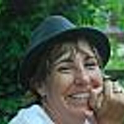 Profile Picture of Lorri Herman (@commerciallorri) on Twitter