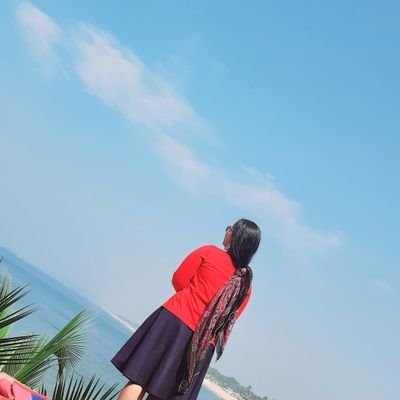 A person who loves to live and cherish her life 🤩😊
An educator by profession 😇
A traveler by passion ♥️♥️