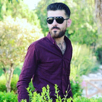 اللهم صل وسلم وبارك على محمد وال محمد