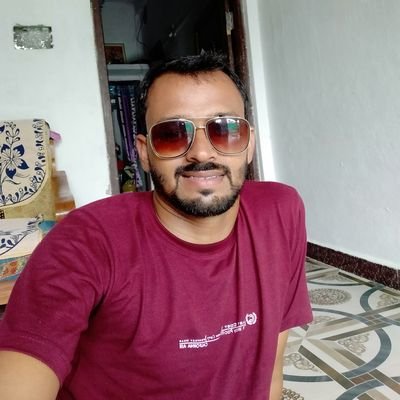 PeeruKhare2's profile picture. me