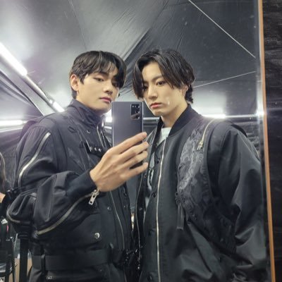 23 |Just an ARMY of 8 years lurking around with a new account (Won’t be changing dp until TaeKook subunit)