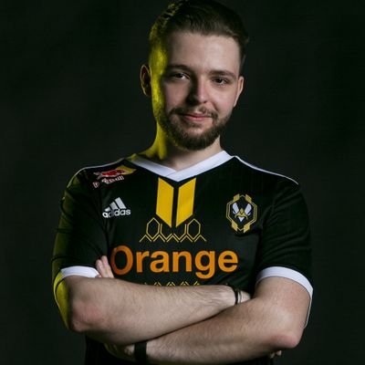 Robi_ow Profile Picture