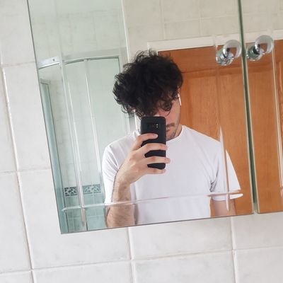 stxve01's profile picture. 🇨🇾 24