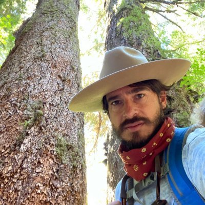 I don't use Twitter/X anymore. Find me at https://t.co/DRJTkAZjWB
Founder @Useglimmer (formerly Storyhunter). Documentary filmmaker and journalist