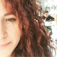 gözde (@bilindik3) 's Twitter Profile
