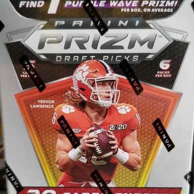 The Twitter for the Instagram showcasing my YouTube box breaks...where we pull fire cards & do fire breaks! I unbox cards & do vids #Football #TradingCards #NFL