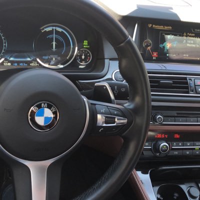 moha13dzz's profile picture. J’ai sauté à 2k