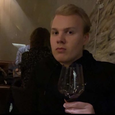 streamer from iceland! Weekly videos: https://t.co/TFiqJZ0dB3