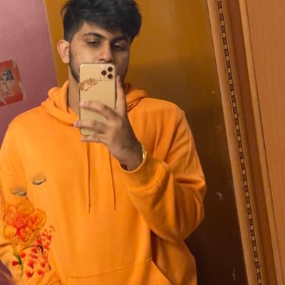 SauravVinod5's profile picture. ✌🏻