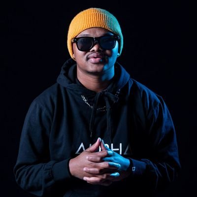 Club/Event dj || Music Producer || Event Organiser || UKZN Graduate For bookings : email - djfreezerinfo@gmail.com or call 0619536358