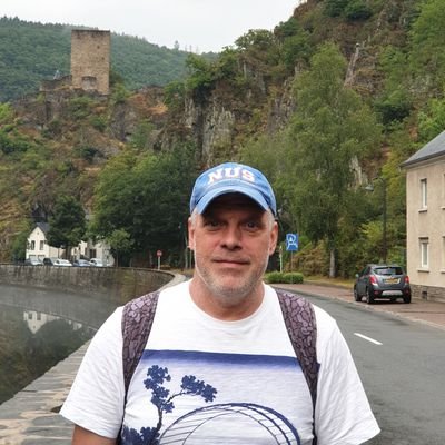 Middle School Educator @ISLuxembourg #islconnects Inquiry learning, #TeachSDGs, MUN Service as Action.
🇨🇦 🇯🇵 🇲🇴 🇸🇬 🇨🇳 🇧🇳 🇨🇭 🇱🇺