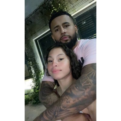 _Jennifer0_'s profile picture. we probably forgot @nataperez_⚡️🇭🇳