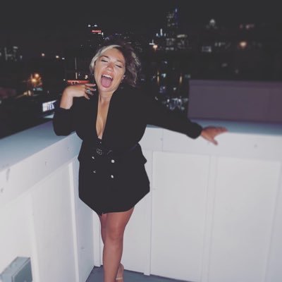 cwilli126's profile picture. love God. love people. dog mom. teacher & coach| snap: court_126|