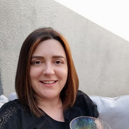 Bristol resident. Devon born, raised in Jersey. Happily married. Disabled,lefty and I tweet mainly about UK politics, mental health and the climate emergency.
