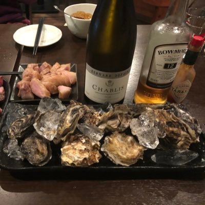 肉とワインとウイスキー勉強中。 美味しい酒全般好き♪♪ でもあまり酒飲みませんw 酔っても人格悪くなりません、少しおしゃべりになるかたまに寝るかですw だいたい介抱役。 皆様よろしくお願いします。