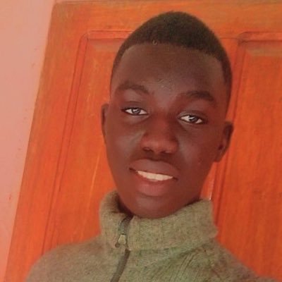 MomoNdi10535814's profile picture. Vivez sans les opinions des autres ✌️❤️😍