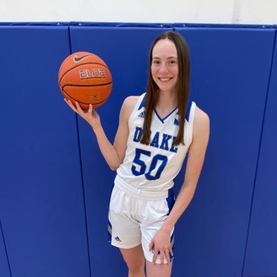 Anna15Miller's profile picture. 