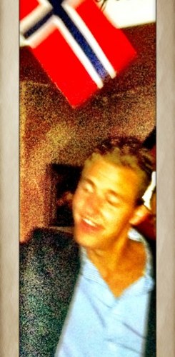 d4viS_'s profile picture. ^^