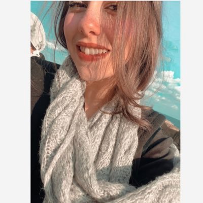 instagram : Yasminonon