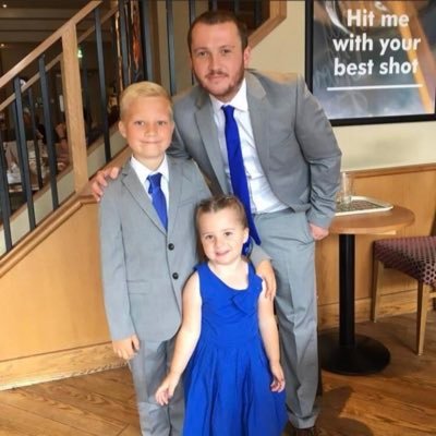 AWJ84's profile picture. 6 still wait. Bruce! Out to Pallister. And still they wait. Bruce!!!!!!!!!!!! Yes! Unbelievable!