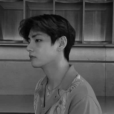 𝐔𝐍𝐑𝐄𝐀𝐋 / 𝟏𝟗𝟗𝟓 — the sixth layer of  #⃝BTS who has own charismatic among others, Taehyung dè Kim. gladys, cezia, agatha's bro