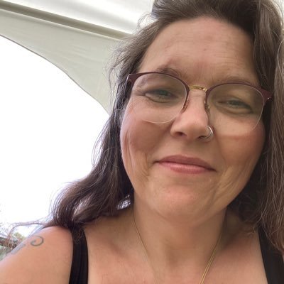 anoukverhaaff's profile picture. buitenmens, gek op mijn mannen, thee en haken.