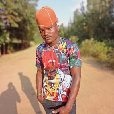 CrizzRaybanna's profile picture. kwa
