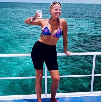 Tracey1114's profile picture. Happily married (11-14-84!!) mother of 3 boys; teaching HS English since 1993!!