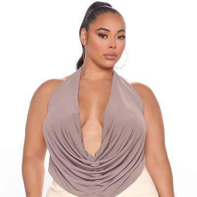 Women's clothing company since 2020, plus large, any size you want.👙👚🩱👗🥻 👖👜👘 Sassy Classy Bad-assy🥰