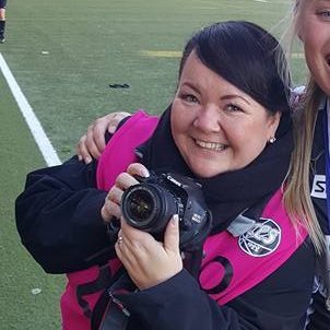 Työnä suomen kieli, viestintä ja urheilu. Mielipiteeni edustavat vain ja ainoastaan omaa latvustoani. 📝📚📸⚽️