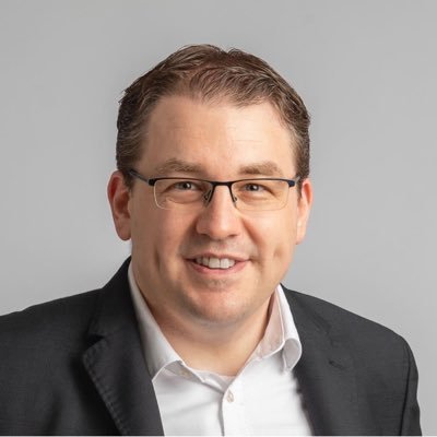 herr_benson's profile picture. Steuerberater, Kinogänger, NCIS-Fan und vieles mehr... mit Freude daran, andere Menschen zu beraten und helfen zu können.