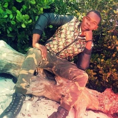 Erneus14's profile picture. Mtot wa mama General. 🤪🤪🤪