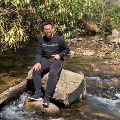 18yo affiliated Overwatch twitch streamer. Mostly play on the ps4 but trying pc.