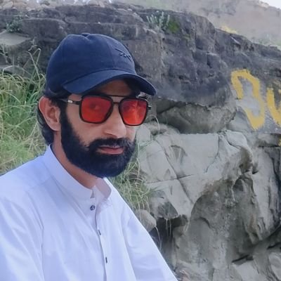 Yasir112345's profile picture. 