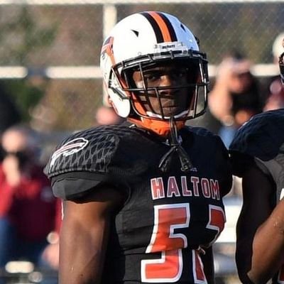 Varsity LB 6' 190 | 2023 | Haltom HS | 3.1 GPA | lelofrancis6@gmail.com | NCAA ID# 2204535575| 682-407-2978 | Varsity Track | @HHSRecruiting_