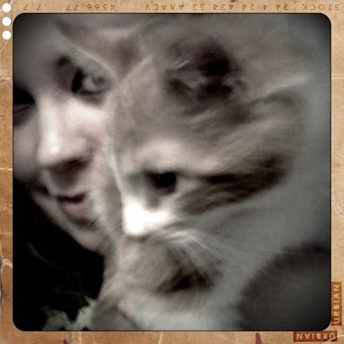 Katytastick's profile picture. It's goddamn electric